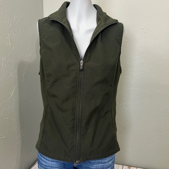 Columbia Light Vest Dark Green Size medium women’s zip front - Picture 1 of 14